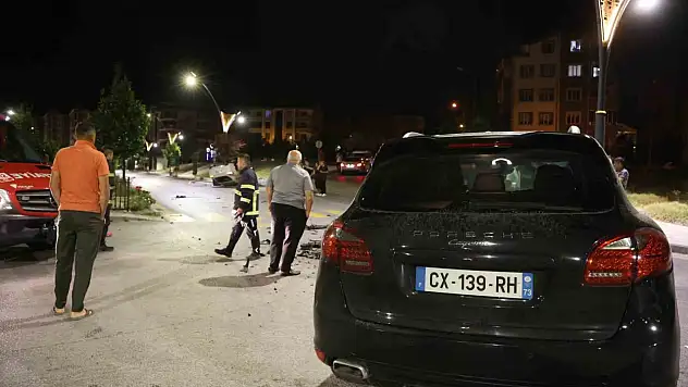 Nevşehir'de otomobillerden birisi takla atarak durabildi!