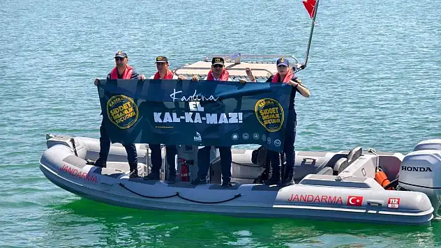 Jandarmadan anlamlı mesaj 'Kadına el kalkmaz'