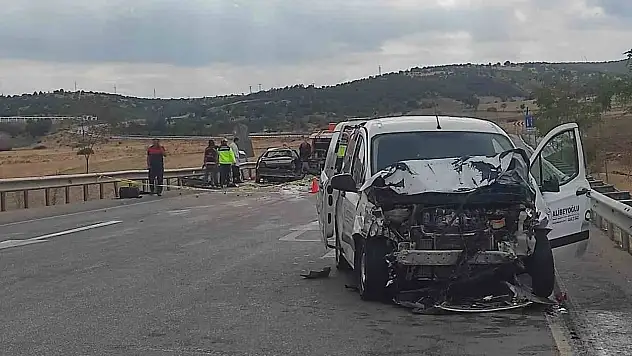 Yozgat'ta trafik kazası: Ölü ve yaralılar var!