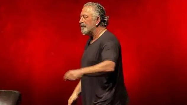 Cem Yılmaz hastaneye kaldırıldı! Ünlü komedyenin sağlık durumu nasıl?