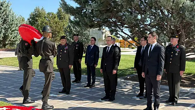 4. Cumhurbaşkanı Cemal Gürsel mezarı başında anıldı