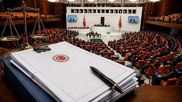 Çerçeve yasa teklifi Adalet Komisyonu'nda geçti