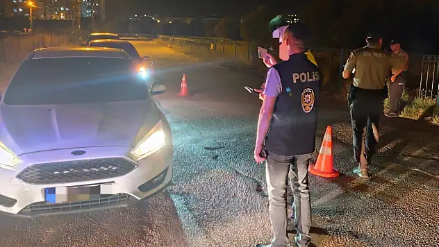 Adana'da çeşitli suçlardan yakalanan 5 şüpheli tutuklandı