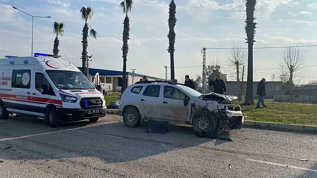 Otomobil ile motosiklet çarpıştı: 1 ölü