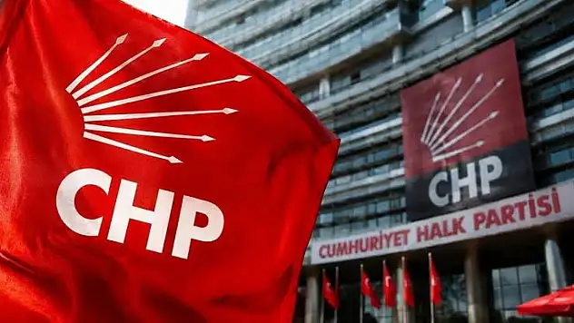 CHP'de bir ilçe daha resti çekti! Yönetim topluca istifa etti