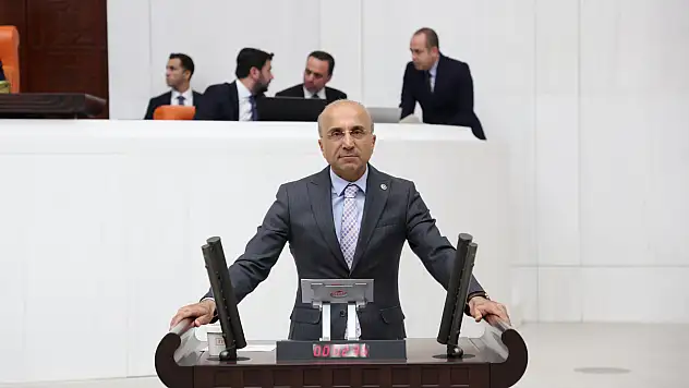 CHP'li Genç: ''7 yılda 40 milyar dolar daha borçlandık, halk borcunu borçla kapatıyor!''