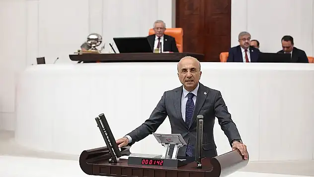 CHP'li Genç'ten sert bayram ikramiyesi eleştirisi!
