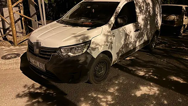 Çift taraflı park kazaya davetiye çıkardı!
