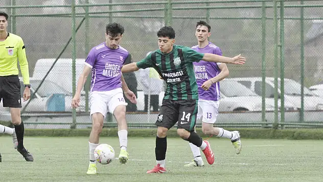 Cırgalanspor şampiyonluğa koşuyor