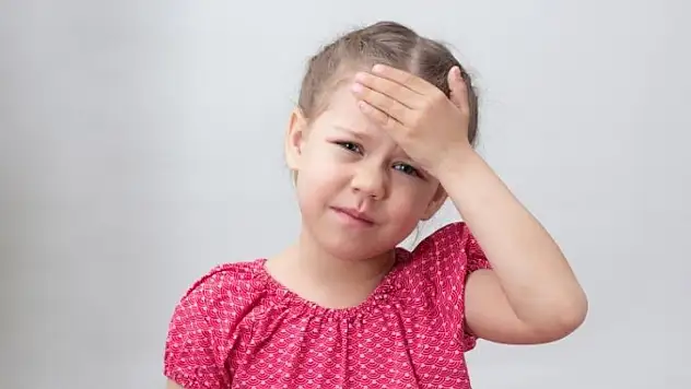 Çocuklarda baş ağrısı: Hangi durumlarda tehlike sinyali veriyor?