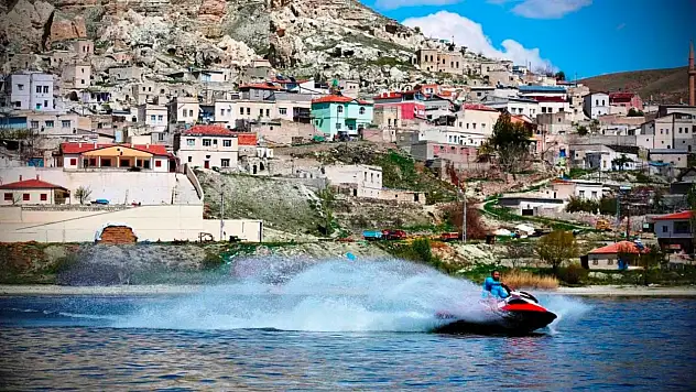 Çolakbayrakdar açıkladı: Bayramhacı turizme kazandırılıyor