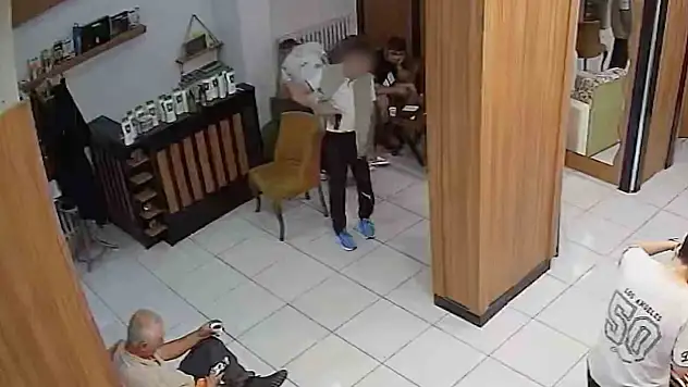 Çorum'da kuaför salonuna saldırı!