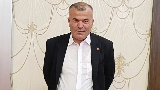 Çubukharmanı Mahallesi'nin yeni muhtarı Cüma Ülyer oldu