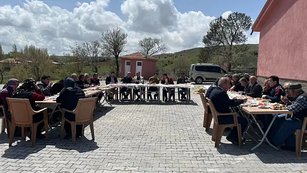 Cumhur İttifakı'ndan mahalle muhtarına dikkat çeken ziyaret!