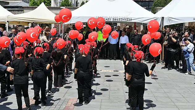 Cumhuriyet Meydanı'nda coşkulu etkinlik!