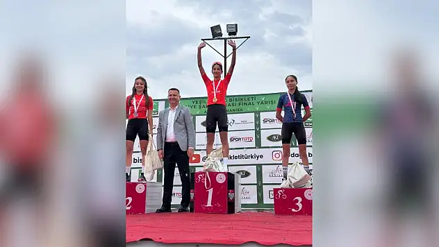 Dağ bisikleti şampiyonasında Kayserili sporcular madalyaları topladı