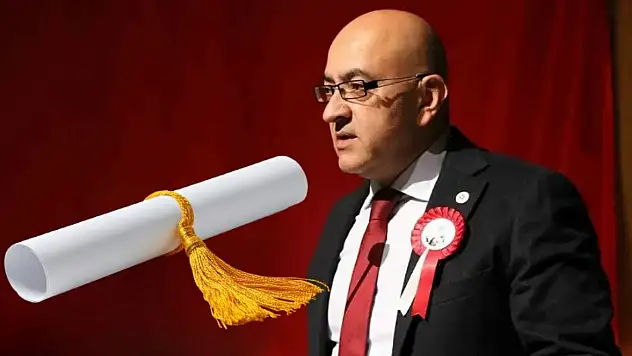 Davos'tan Kayseri'ye mesaj: Milletvekili Cıngı 'Diploma yetmez' dedi