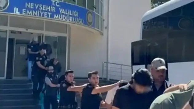 DEAŞ'a yönelik eş zamanlı operasyonda 5 tutuklama