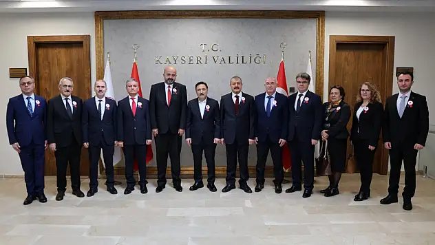 Defterdarlık heyetinden Vali Çiçek'e ziyaret