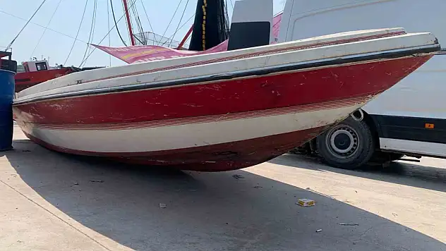 Denizde tekne bulundu, sahibi aranıyor!