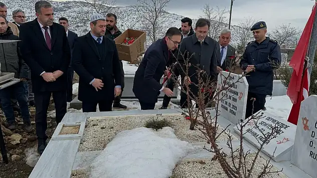 Adıyaman'da deprem şehitleri dualarla anıldı