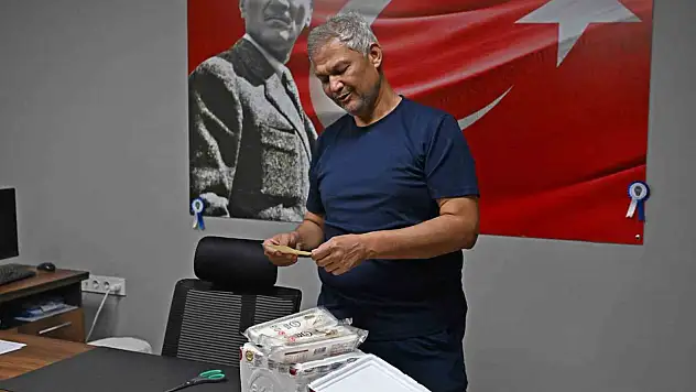 Depremde annesinin cenaze naklini yapan ekiplere duygulandıran teşekkür