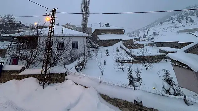 Develi'de kar rekoru: O köyde ölçülen rakam şaşırttı!