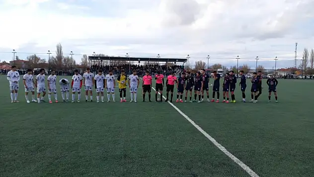 Develi'de nefes kesen maç! Tribünler doldu, son dakika heyecanı damga vurdu