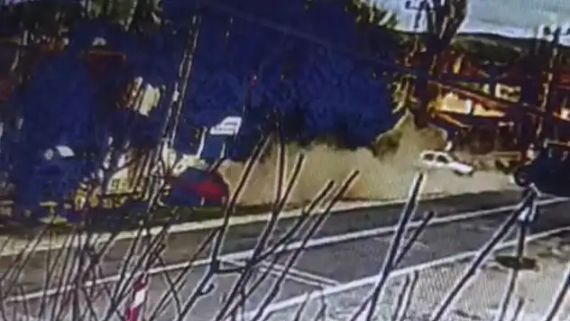 Develi'de otomobil ile traktör çarpıştı - Yaralılar var!