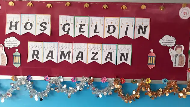 Develi'de Ramazan şenliği: Davul, mani ve mahya...