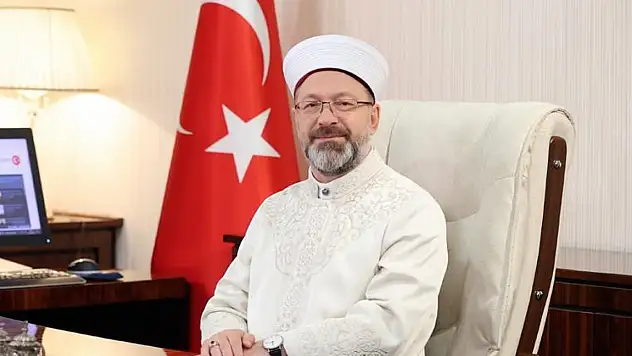 Diyanet İşleri Başkanı Erbaş: Bizlere düşen sorumlu ve dikkatli davranmaktır