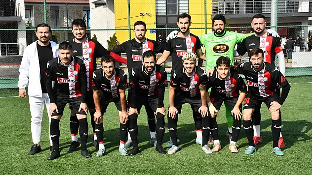 Döğerspor zirve yolunda kaybetti