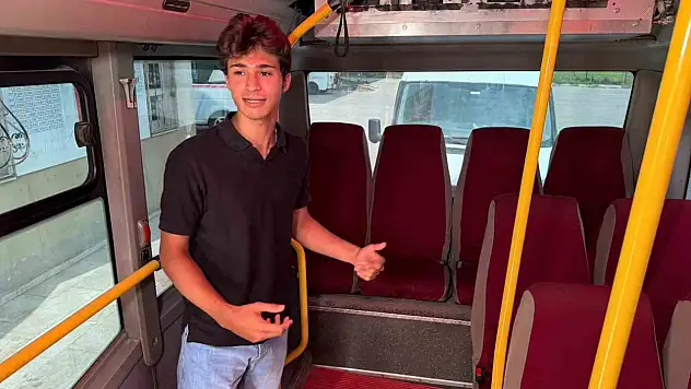 Dolmuşta yüzlerce dolarını düşürdü, diğer yolcu ise....