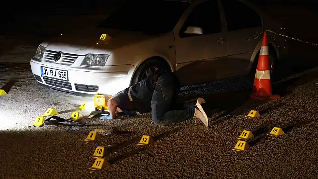 Adana Kozan'da düğün salonu önünde silahlı kavga: 1 ağır yaralı