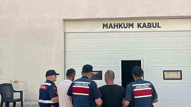 Düğünde havaya ateş açtılar, jandarma kıskıvrak yakaladı