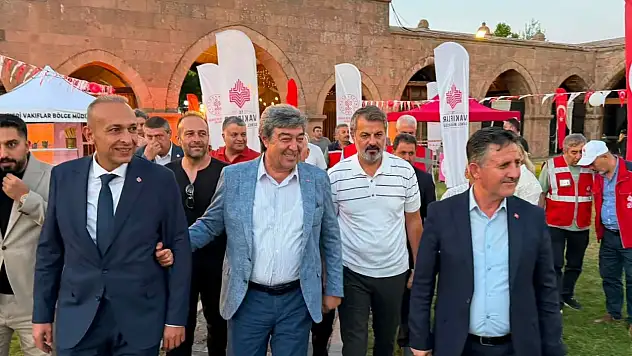 Dursun Ataş, İncesu'daki toplu sünnet programına katıldı