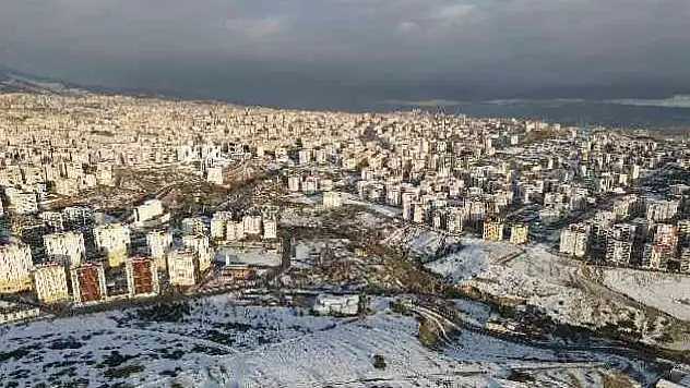Düşen bacadan gaz sızıntısı : Bir kişi yaşamını yitirdi...