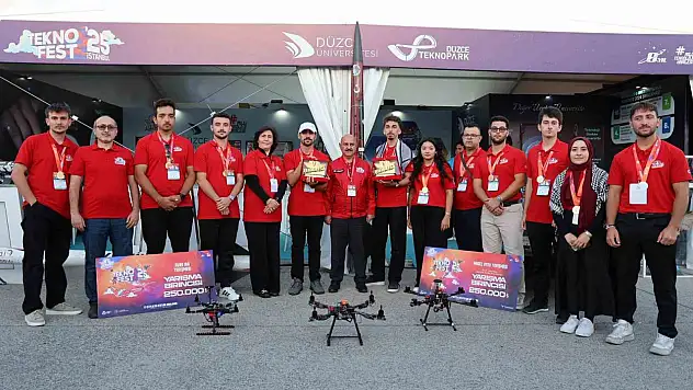 Düzce Üniversitesi öğrencileri TEKNOFEST başarısı!