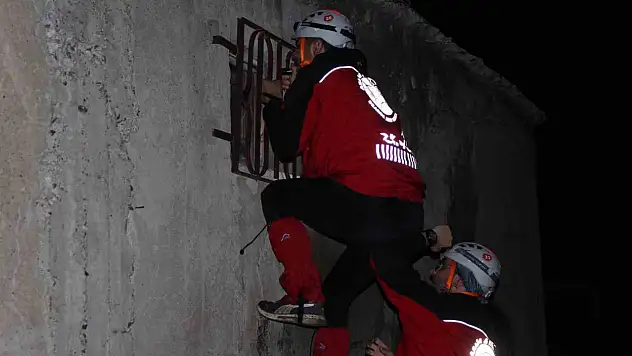 8 yaşındaki Eren'den 16 saattir haber alınamıyor