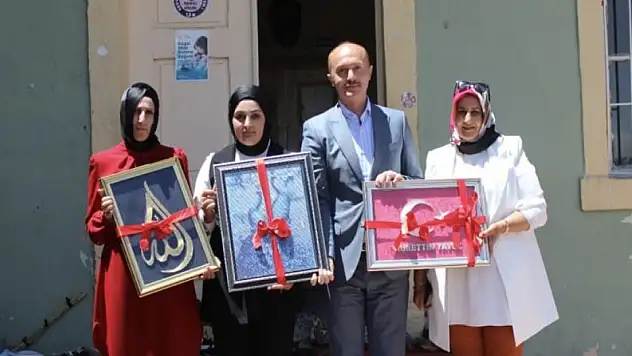 El emeği göz nuru çalışmalar sergilendi...