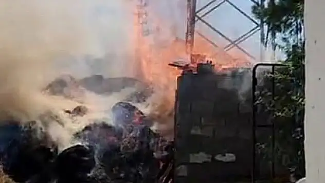 Elektrik kabloları yangına neden oldu!