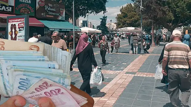 Emekli ikramiyesine zam geliyor: Kaç TL olacak?