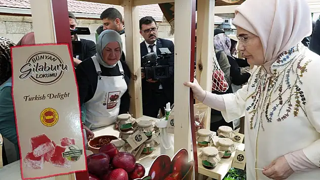 Emine Erdoğan katıldığı programda Bünyan rüzgarı!