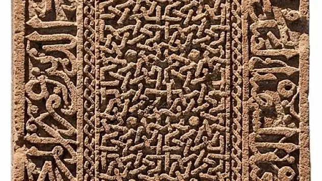 Ahlat Kitabeleri'nin Yazarı Beygü İçin Resmî Adım Bekleniyor