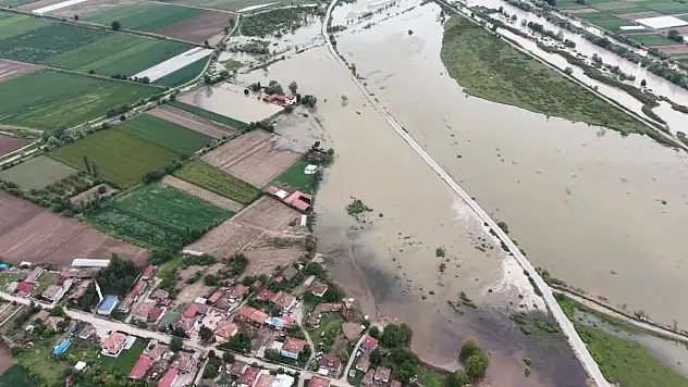 Taşkının bilançosu gün ağarınca ortaya çıktı