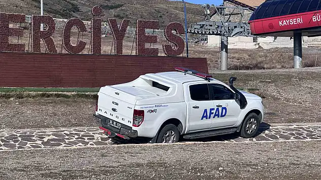 Erciyes Dağı'nda hareketli anlar: Turistler için kurtarma çalışması başlatıldı!