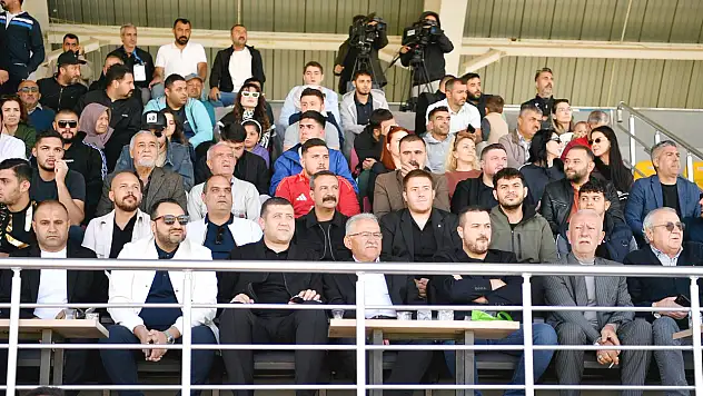 Erciyes'te buzlar eridi!