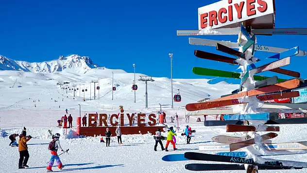 Erciyes'te dikkat çeken ziyaret: Yozgat'tan Kayseri'nin zirvesine!
