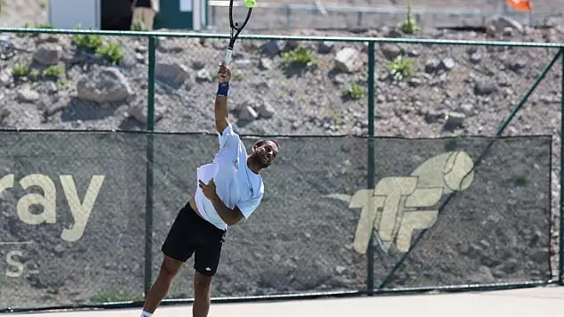 Erciyes'te Dünya Tenis Turu: 52 ülkeden, 1000 sporcu Kayseri'de buluştu
