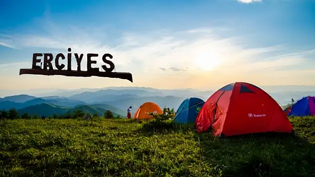 Erciyes'te kamp sezonu başladı! 2026 çadır ve karavan ücretleri belli oldu